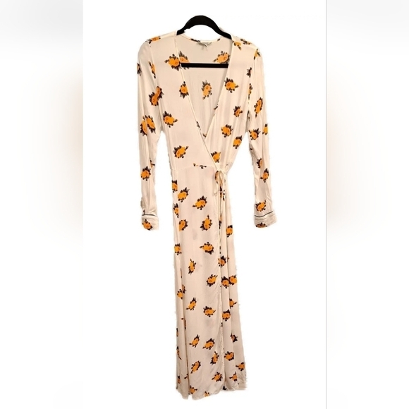 Ganni Roseburg Floral Crepe Midi Wrap Dress Vanilla Ice Size 40 (8) White - Picture 3 of 6